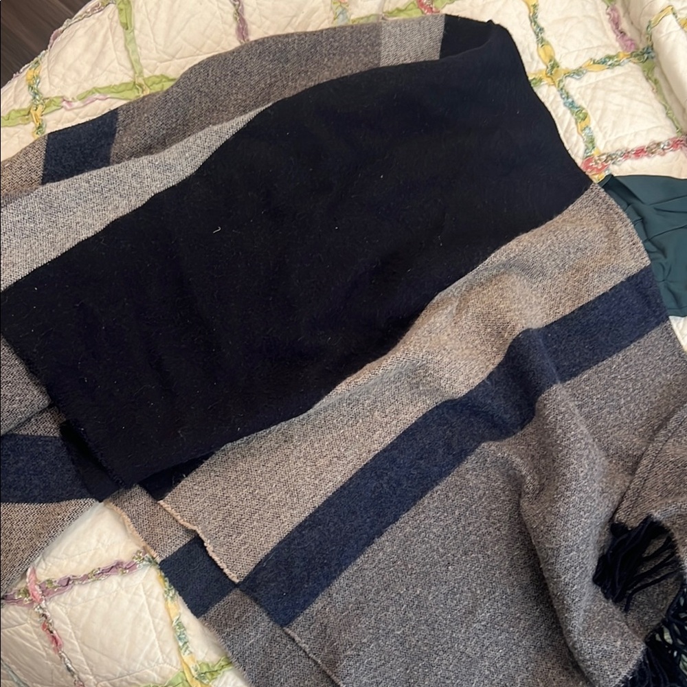 Striped Black and Gray Scarf